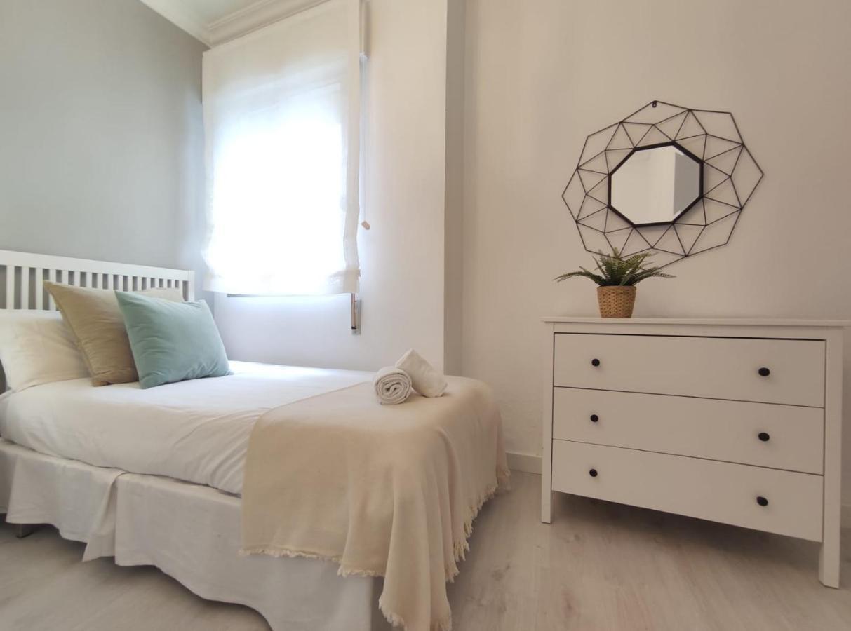 Covadonga Suite Home Севилья Экстерьер фото